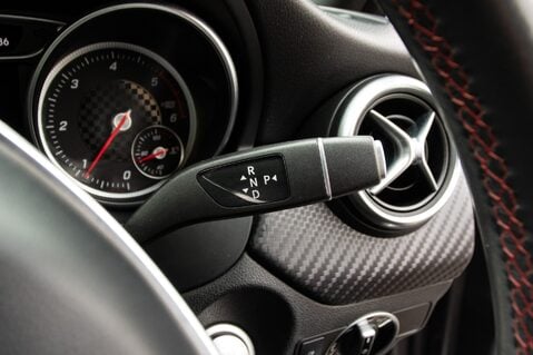 Mercedes-Benz A Class A 180 D AMG LINE PREMIUM 18