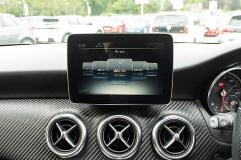 Mercedes-Benz A Class A 180 D AMG LINE PREMIUM 22