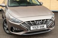 Hyundai i30 T-GDI SE CONNECT MHEV 10