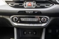 Hyundai i30 T-GDI SE CONNECT MHEV 31