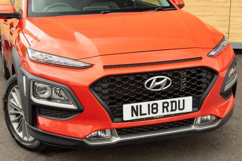 Hyundai KONA SE 10