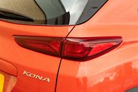 Hyundai KONA SE 9