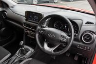 Hyundai KONA SE 4