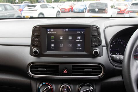 Hyundai KONA SE 22