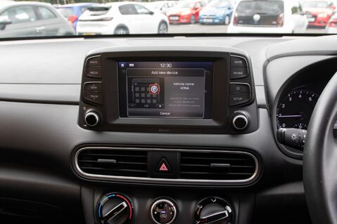 Hyundai KONA SE 24