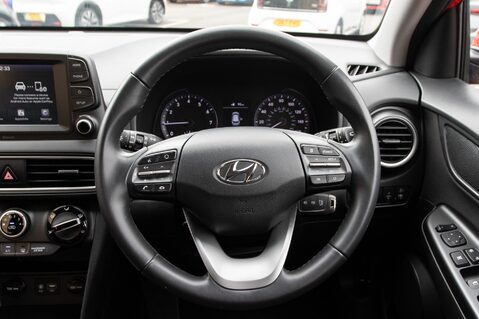 Hyundai KONA SE 21