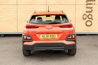 Hyundai KONA SE 6