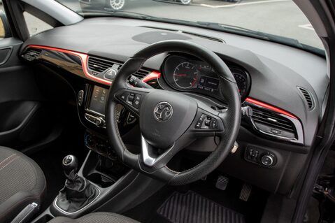 Vauxhall Corsa SRI VX-LINE NAV BLACK S/S 4