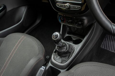 Vauxhall Corsa SRI VX-LINE NAV BLACK S/S 28