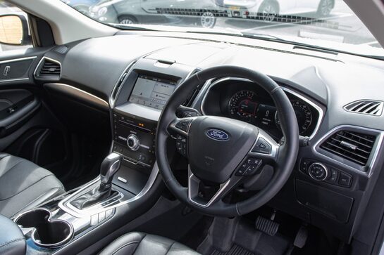 Ford Edge TITANIUM TDCI