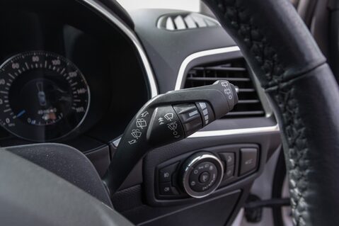 Ford Edge TITANIUM TDCI 18