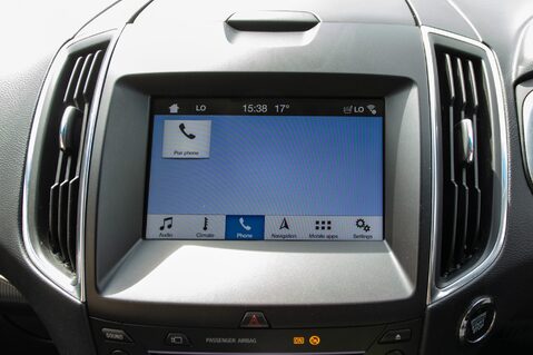 Ford Edge TITANIUM TDCI 24