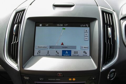 Ford Edge TITANIUM TDCI 25