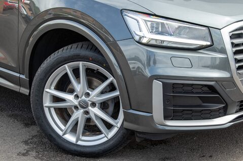 Audi Q2 TDI S LINE 11