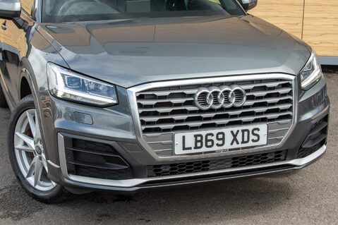 Audi Q2 TDI S LINE 10