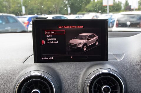 Audi Q2 TDI S LINE 23