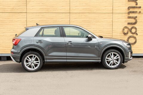 Audi Q2 TDI S LINE 12