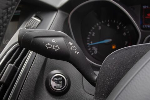 Ford Focus TITANIUM 17