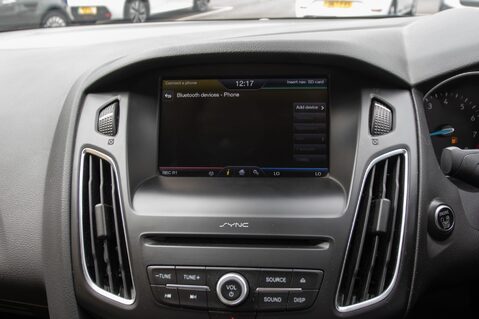 Ford Focus TITANIUM 23