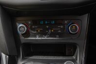 Ford Focus TITANIUM 32