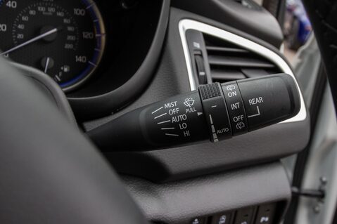 Suzuki SX4 S-Cross SZ5 BOOSTERJET MHEV 18