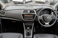 Suzuki SX4 S-Cross SZ5 BOOSTERJET MHEV 3