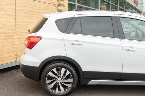Suzuki SX4 S-Cross SZ5 BOOSTERJET MHEV 7