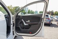 Mercedes-Benz A Class A 200 AMG LINE PREMIUM 14
