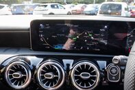 Mercedes-Benz A Class A 200 AMG LINE PREMIUM 22