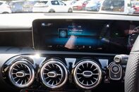 Mercedes-Benz A Class A 200 AMG LINE PREMIUM 25