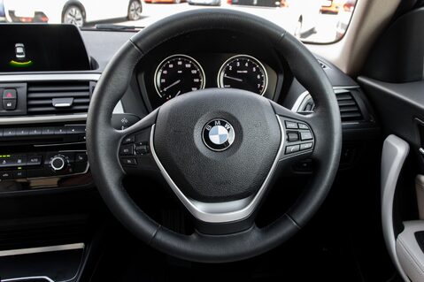 BMW 2 Series 218I SE 21