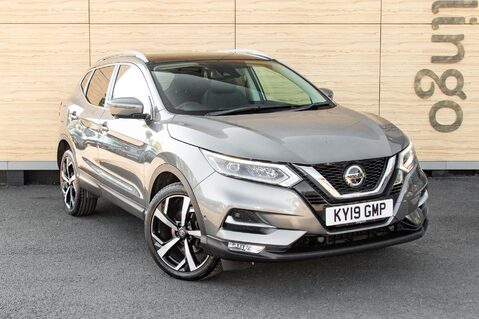 Nissan Qashqai DIG-T TEKNA 1