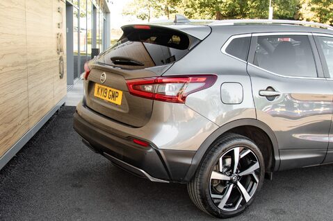 Nissan Qashqai DIG-T TEKNA 8