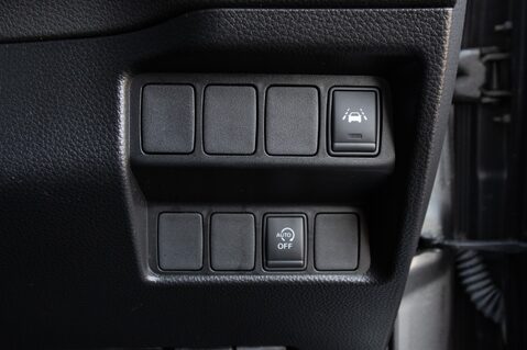 Nissan Qashqai DIG-T TEKNA 16