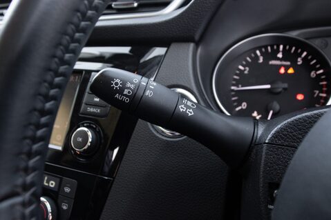 Nissan Qashqai DIG-T TEKNA 17