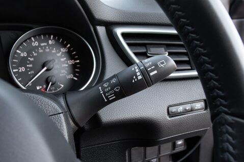 Nissan Qashqai DIG-T TEKNA 18