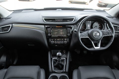 Nissan Qashqai DIG-T TEKNA 3