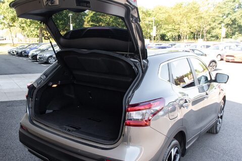 Nissan Qashqai DIG-T TEKNA 37