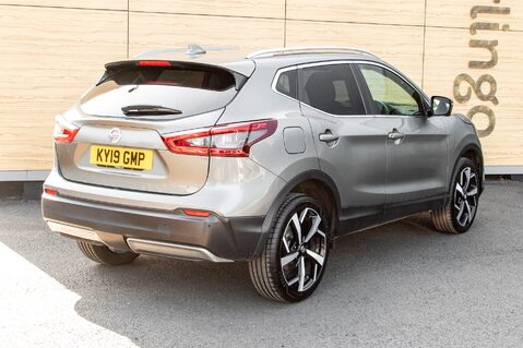 Nissan Qashqai DIG-T TEKNA 2