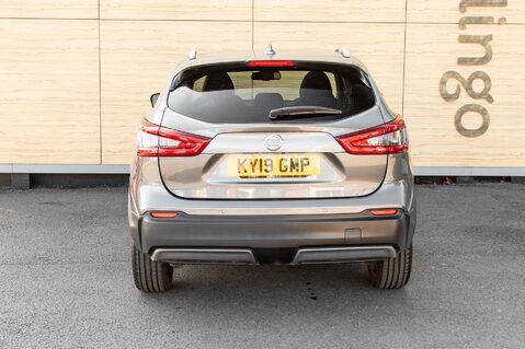 Nissan Qashqai DIG-T TEKNA 6