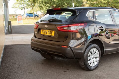 Nissan Qashqai DIG-T VISIA 8