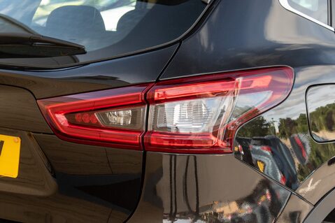 Nissan Qashqai DIG-T VISIA 9