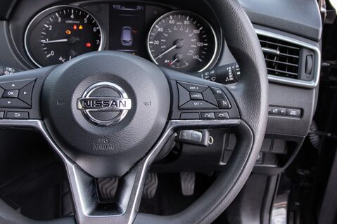 Nissan Qashqai DIG-T VISIA 20