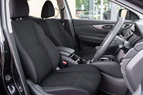 Nissan Qashqai DIG-T VISIA 27