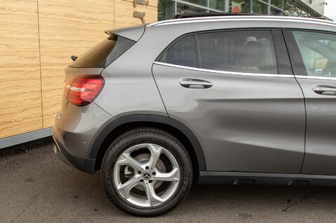 Mercedes-Benz GLA Class GLA 200 D SPORT PREMIUM PLUS 7