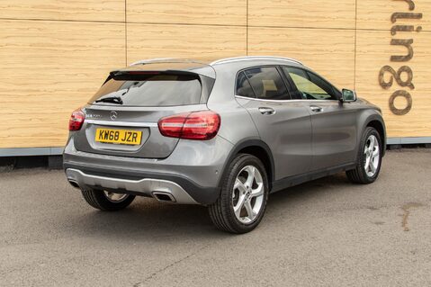 Mercedes-Benz GLA Class GLA 200 D SPORT PREMIUM PLUS 2