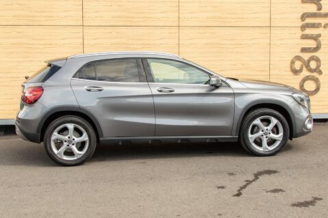 Mercedes-Benz GLA Class GLA 200 D SPORT PREMIUM PLUS 12