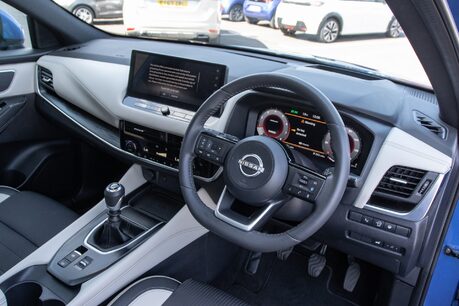 Nissan Qashqai DIG-T TEKNA MHEV