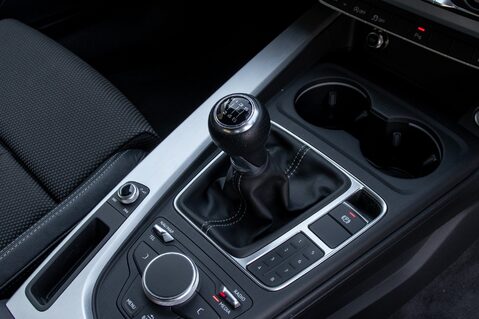 Audi A4 TFSI S LINE 34