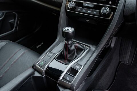 Honda Civic VTEC SPORT LINE 34